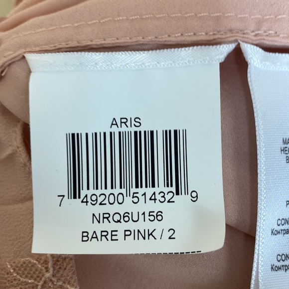 BCBGMaxAzria Aris Short Sleeve Dress in Barely Pink - Picture 5 of 7